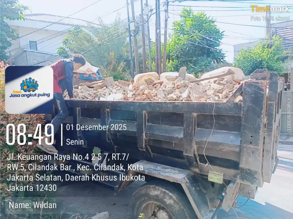 Jasa buang puing dan tanah