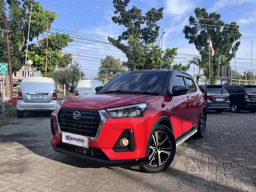 Pajak Panjang - Daihatsu Rocky 1.0 R ADS Two Tone Bensin MT 2021 - OC
