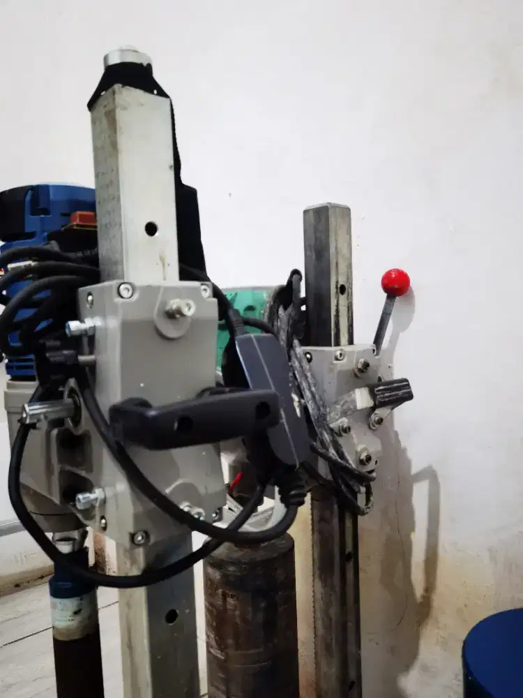 Jasa koring lantai beton, dinding beton, jalan cor , jalan aspal dll