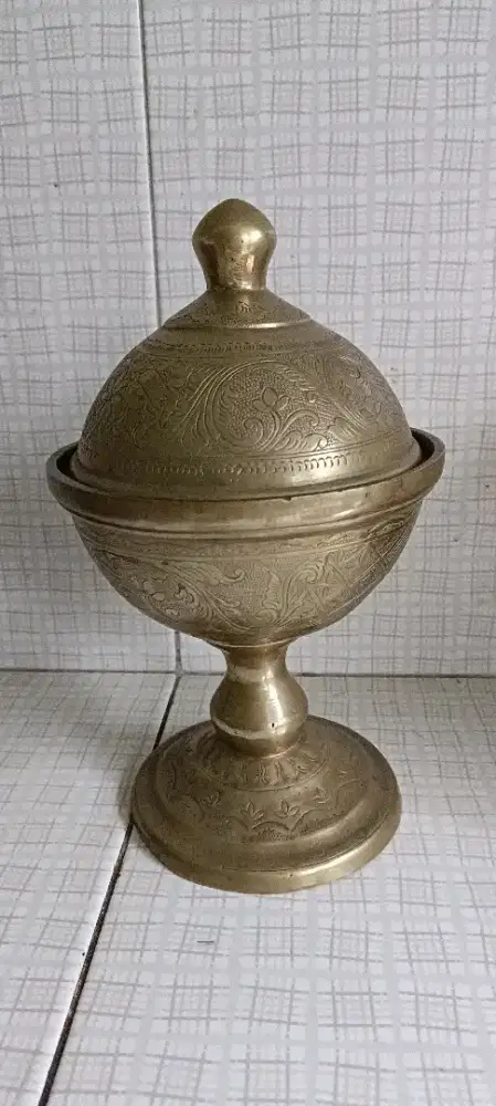 Cepuk Kuningan vintage