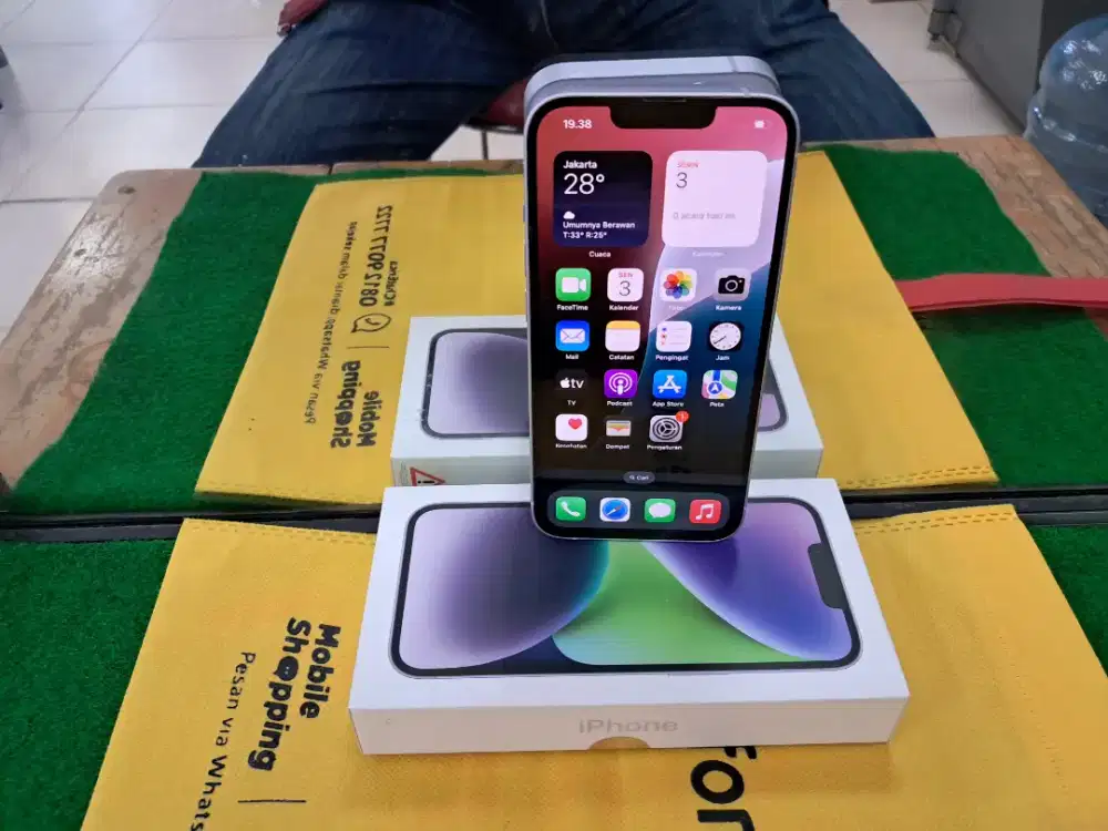 Iphone 14 128 GB Resmi mulus no minus lengkap