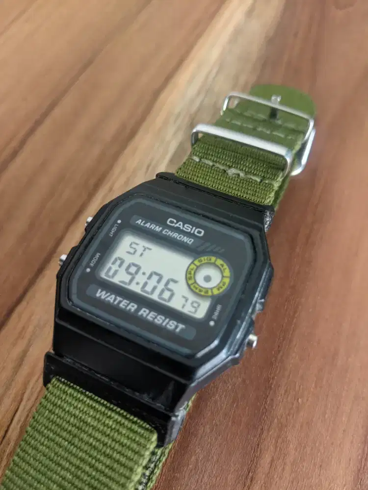 Jam casio F-94w