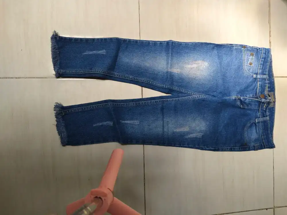 PL Celana jeans wanita size 28