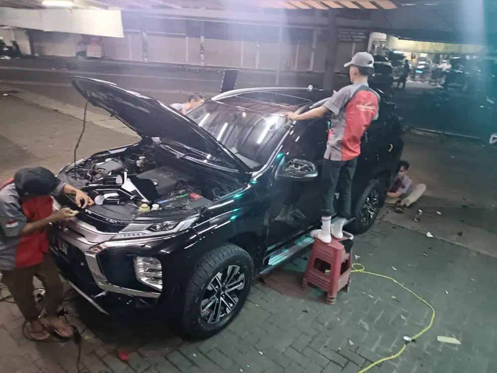 Di butuhkan tenaga kerja psang sticker dan kaca film