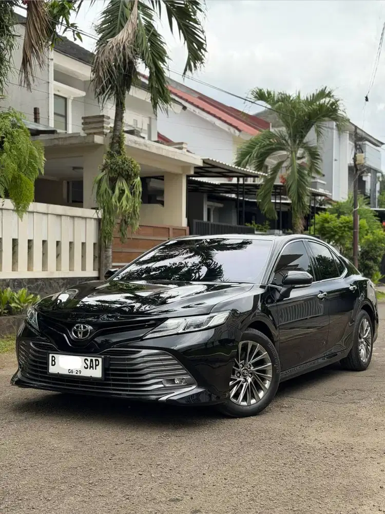Toyota Camry 2.5V AT 2019 Black Hitam 2018 Mobkas 2020 Jual Cepat Bu