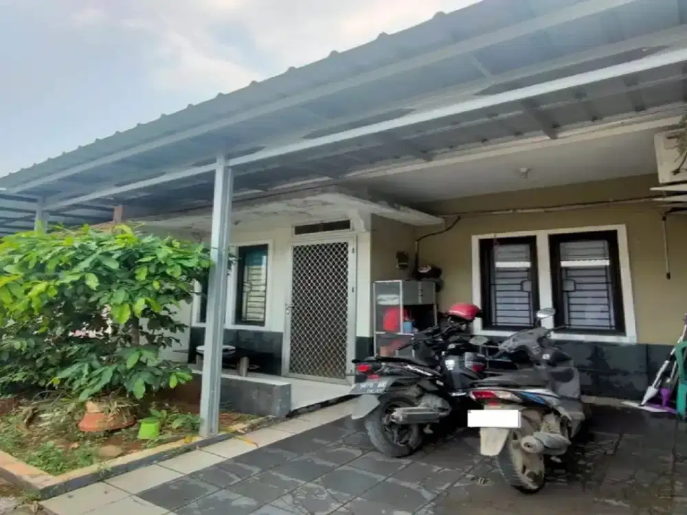 Rumah Hadap Selatan SHM 8 Mnt ke Stasiun Cisauk Siap KPR  J-34748