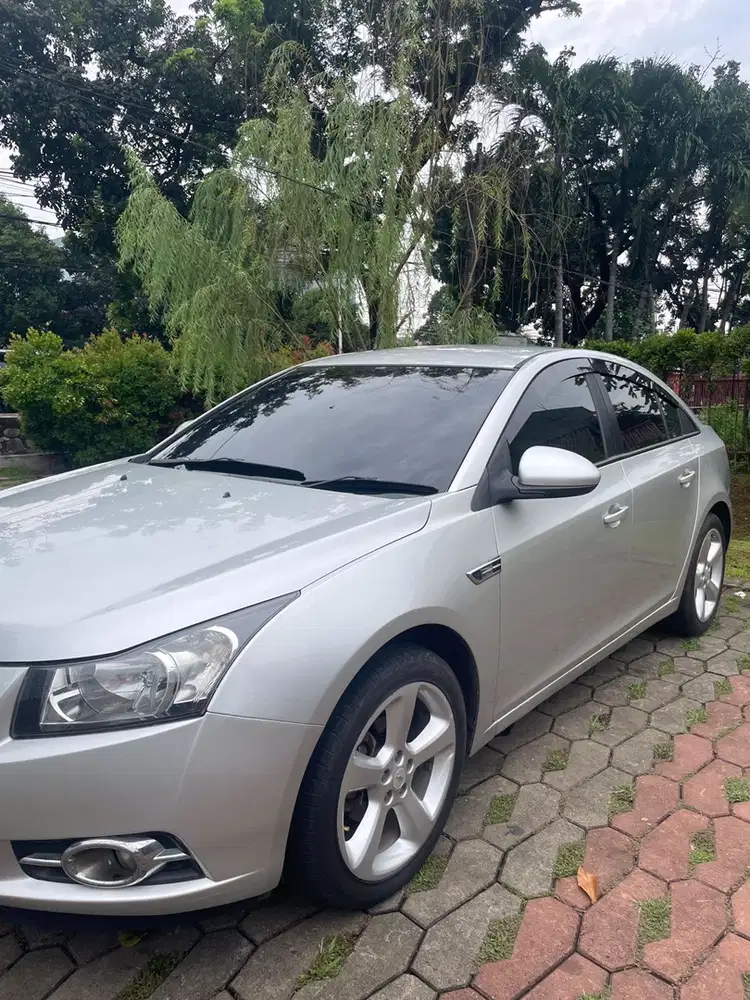 Chevrolet Cruze 1.8 MT 2010