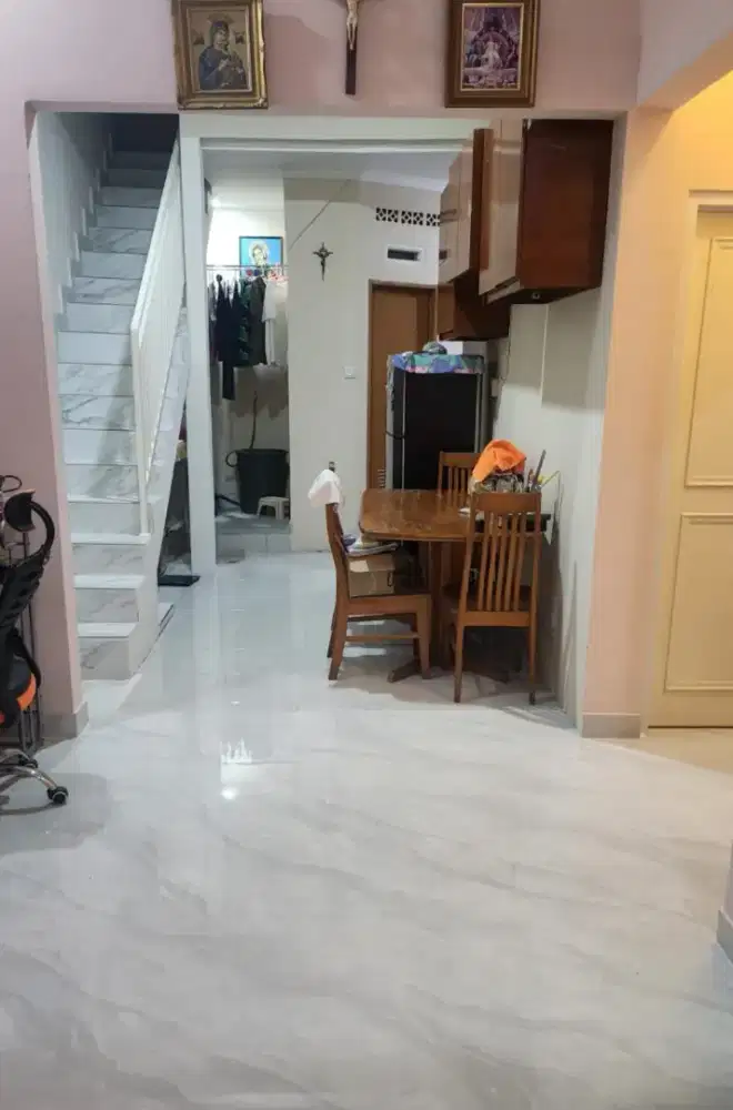 Jual Cepat Rumah Cluster Tjikini 1,5 Lt
 Metland Menteng Cakung Jaktim