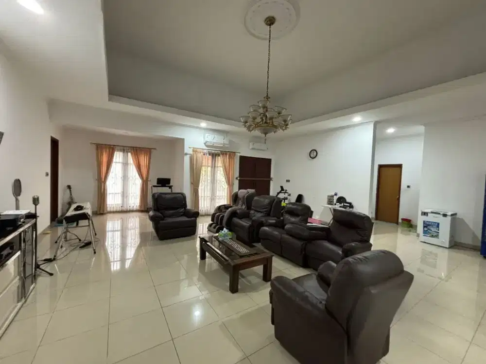 Dijual Rumah Hoek Siap Pakai Di Cipinang Jakarta Timur