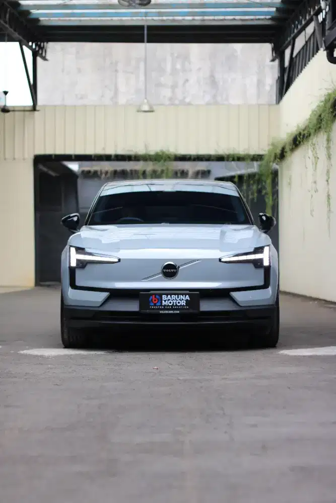 (Low KM 16 perak) VOLVO EX30 PLUS EV 2025 ABU ABU READY