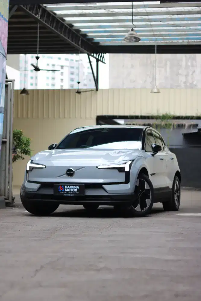 (Istimewa KM 16) VOLVO EX30 PLUS EV 2025 Abu ABU READY