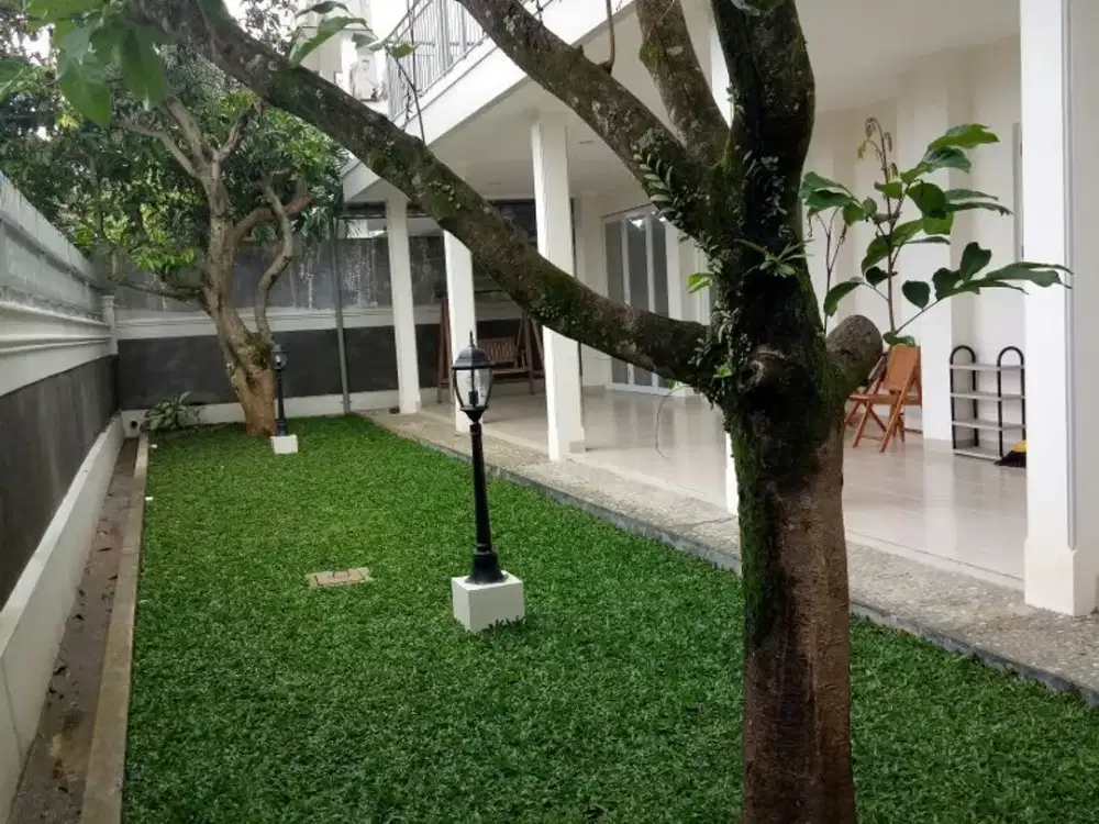 DIJUAL RUMAH MEWAH VIEW TERBAIK HARGA NEGO SIAP HUNI SENTUL CITY SSR910