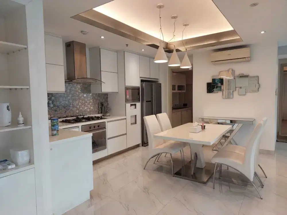 Unit 2BR private lift murah di kemang village