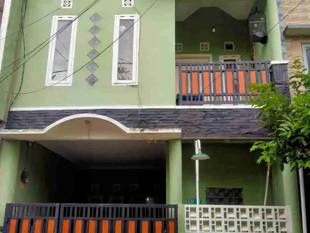 RUMAH 2 LANTAI DI KOMPLEK PANYILEKAN GEDEBAGE BANDUNG