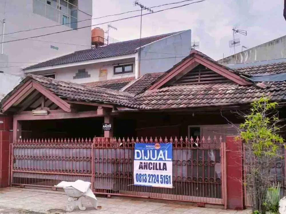 Dijual Rumah bisa utk Usaha strategis LT 127 mtr Pekayon Bekasi Selatan