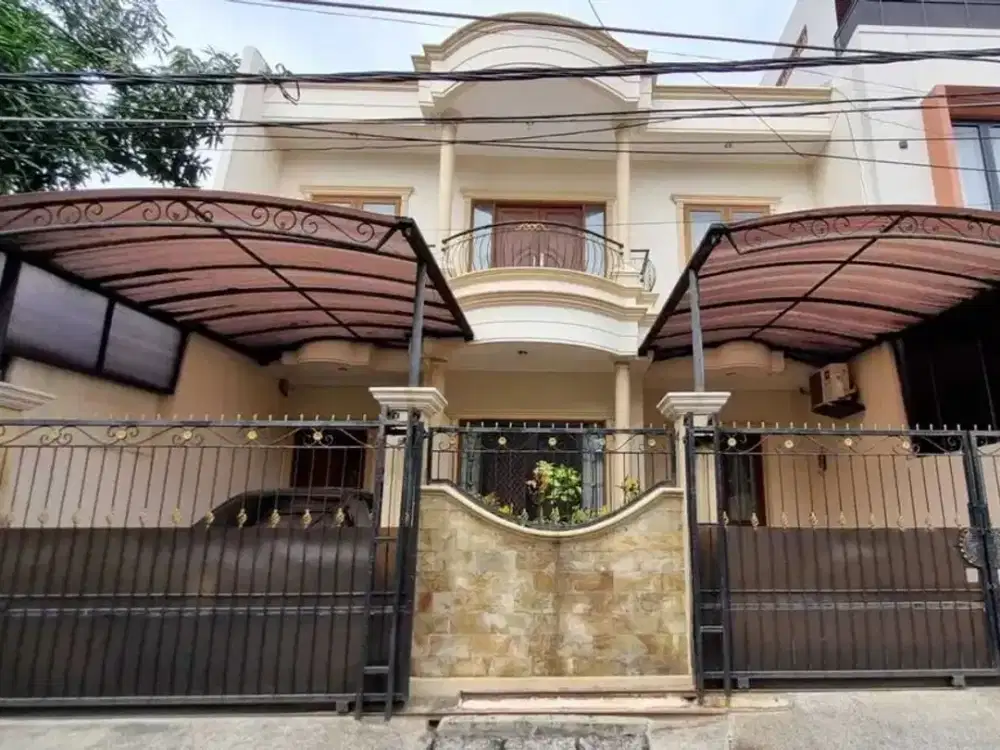 BEST DEAL Rawamangun‼️ Rumah 2 Lantai LT 135 m² Dekat LRT & Mall