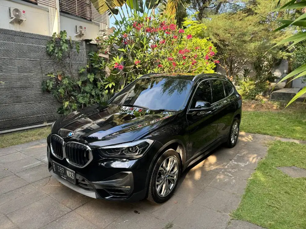 BMW X1 sDrive18i F48 2022 Black Hitam 2021 Mobkas 2023 Jual Cepat Bu