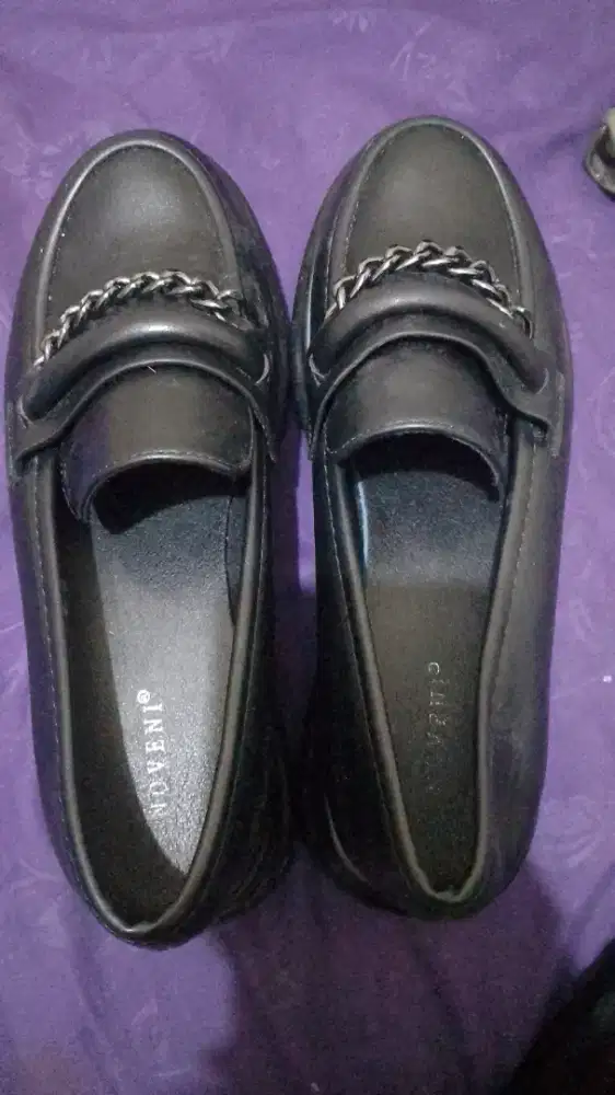 Jual sepatu wanita