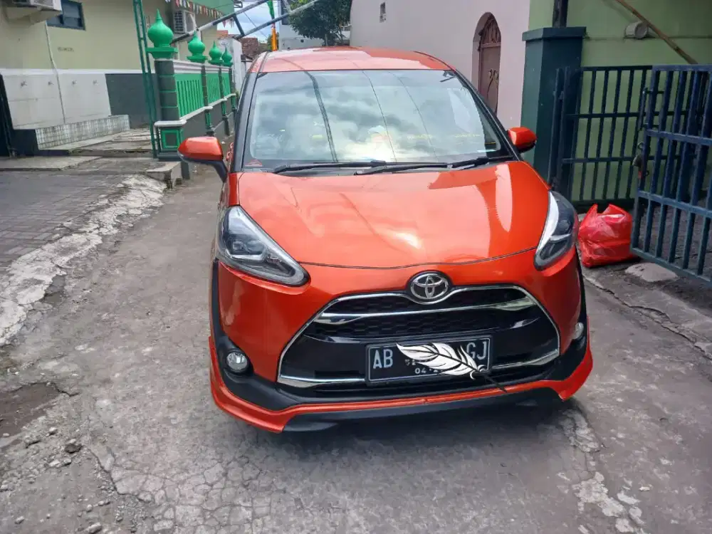 Sienta Matic Istimewa