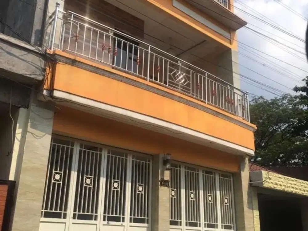 Rumah 3 Lt Hadap Utara 10 Mnt ke The Park Sawangan Siap KPR J-35783