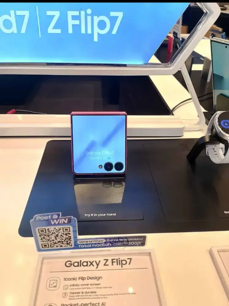 Samsung galaxy Z flip 7 dengan cicilan ringan home credit