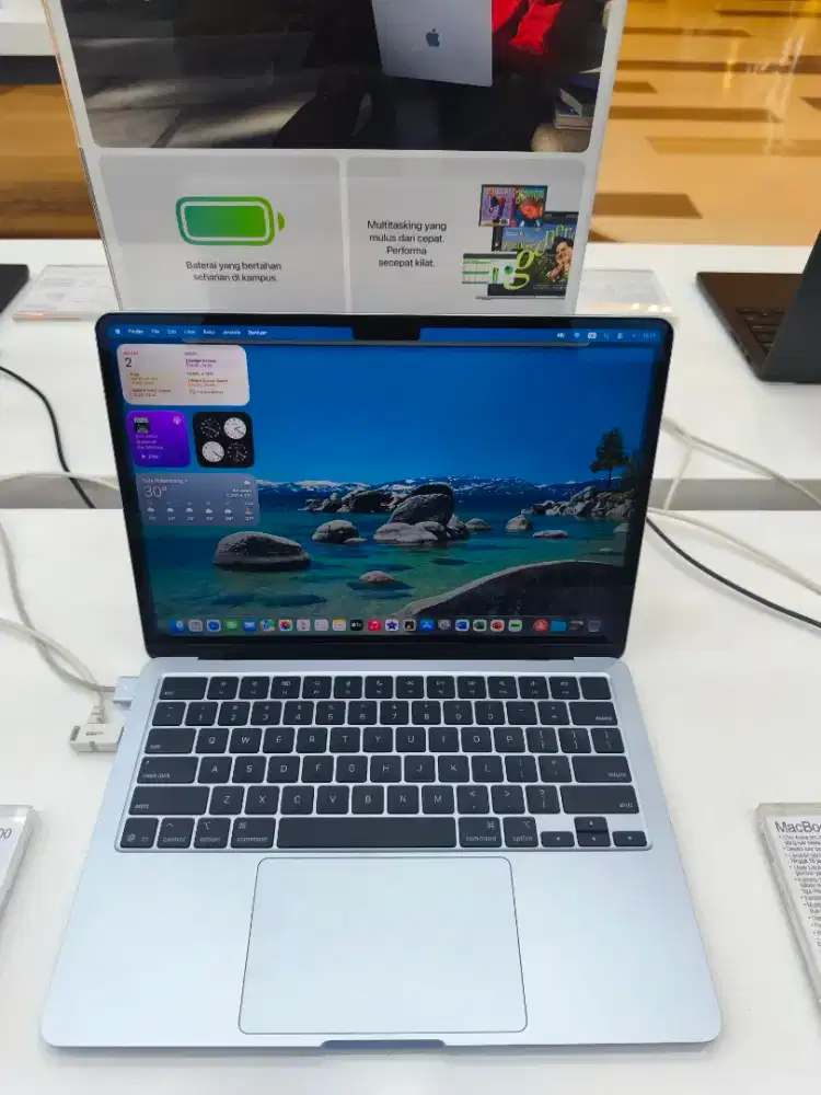 KREDIT MACBOOK AIR M4 SEGAMPANG ITU HANYA DI HOME KREDIT BUNGA 0%