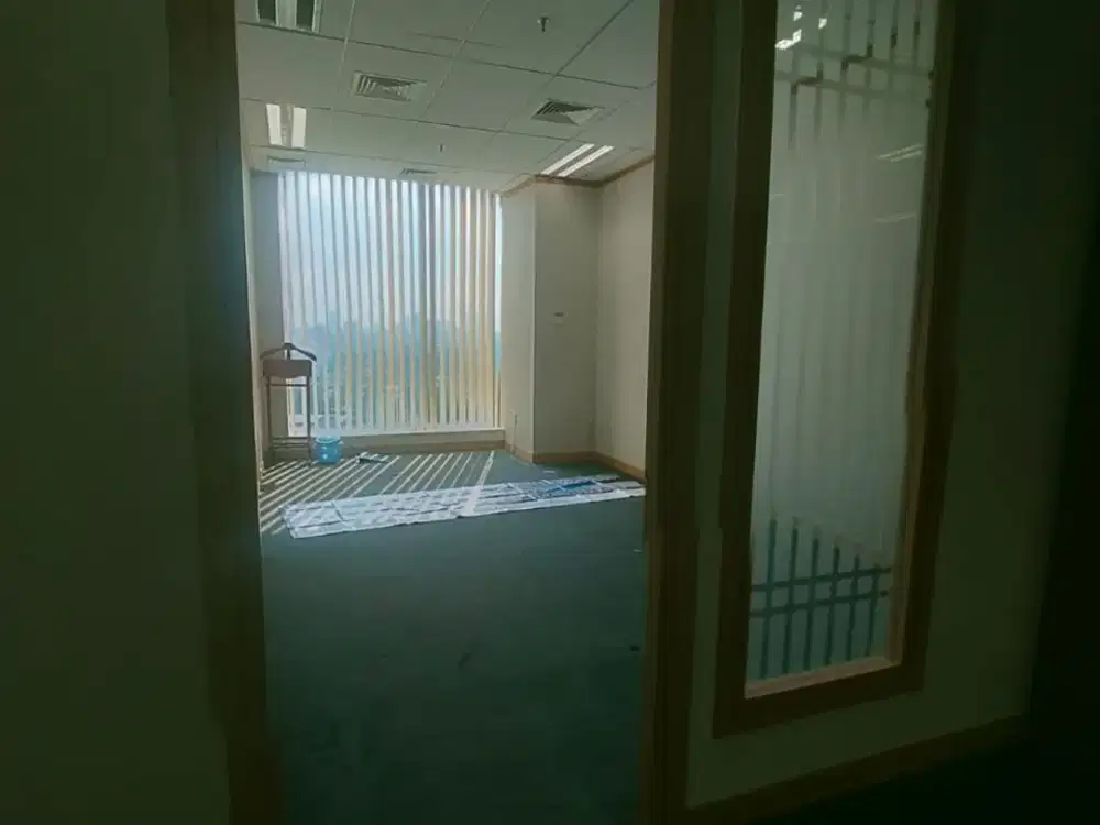 SEWA KANTOR DI JAKARTA SELATAN  GATOT SUBROTO 508M2 PARTISI  200K NEGO