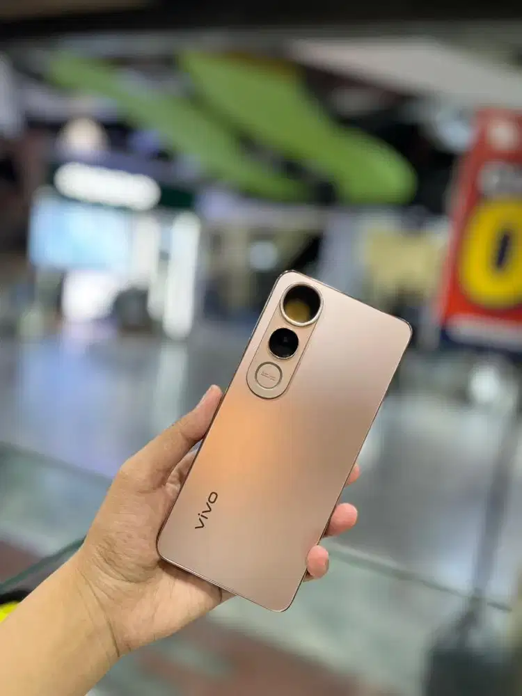 Vivo v50 lite 5g 8/256 second like new full set