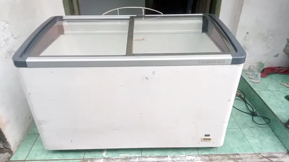 Freser box kapasitas 400 liter