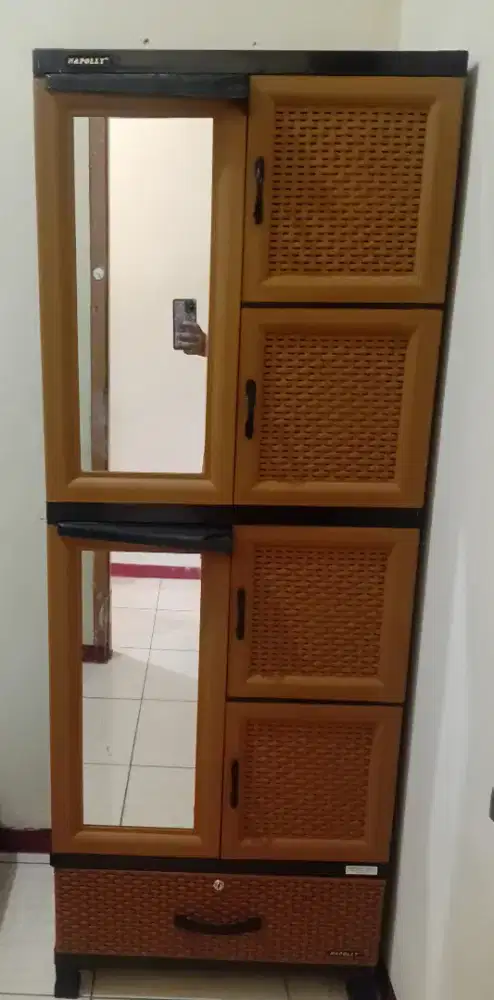 Lemari pakaian Napolly FREE Blender Han river