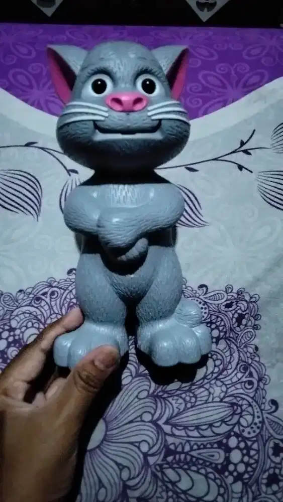 Mainan kucing bicara