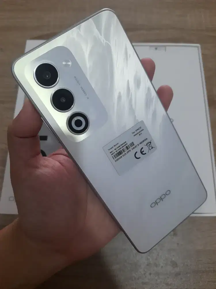 Oppo A5-Perfect.Finger.ram 8GB/128GB.GOLDEN PONSEL