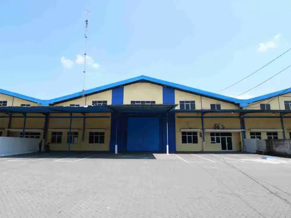 DISEWAKAN GUDANG 4000 M2 JALAN RAYA MARGOMULYO SURABAYA