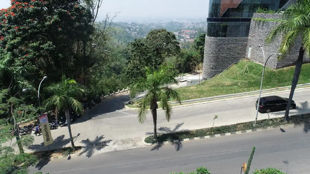 di jual tanah strategis jalan raya dago resort