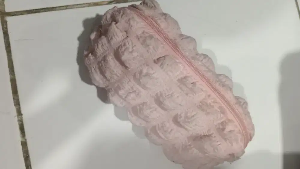 pouch make up minimalis