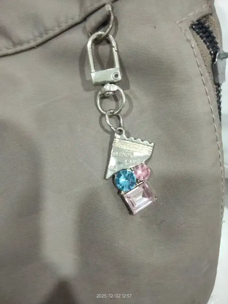 gantungan kunci cool