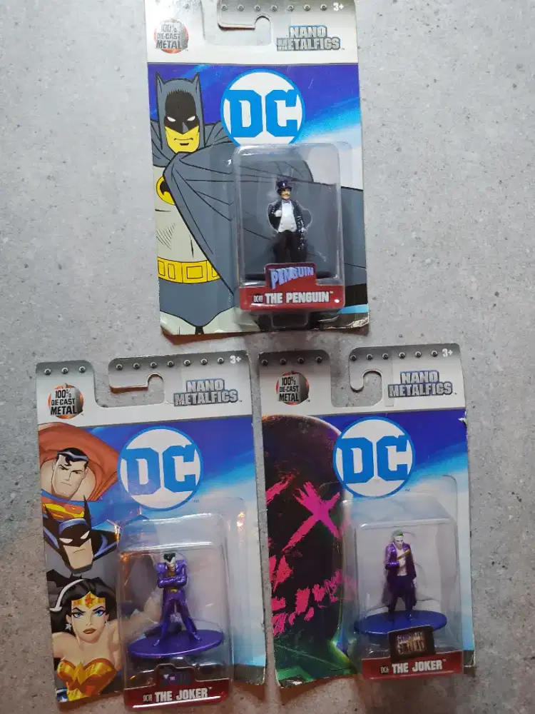Jada Nano Metalfigs Batman Joker Penguin DC Mini Figure Diecast Mainan