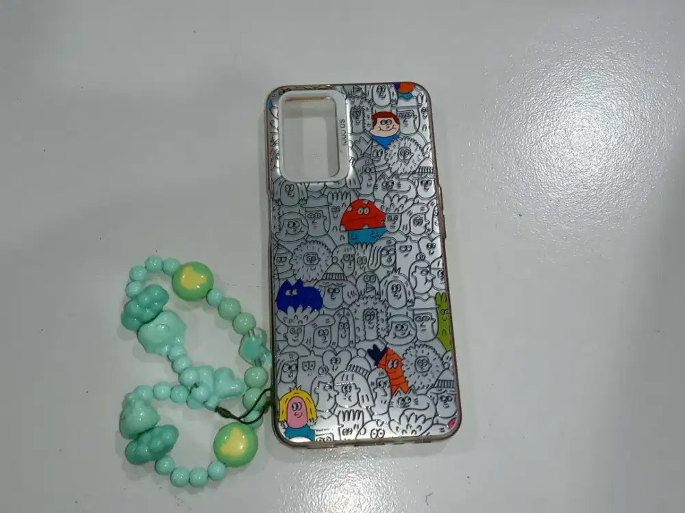 Casing Handphone Doodle — Bekas