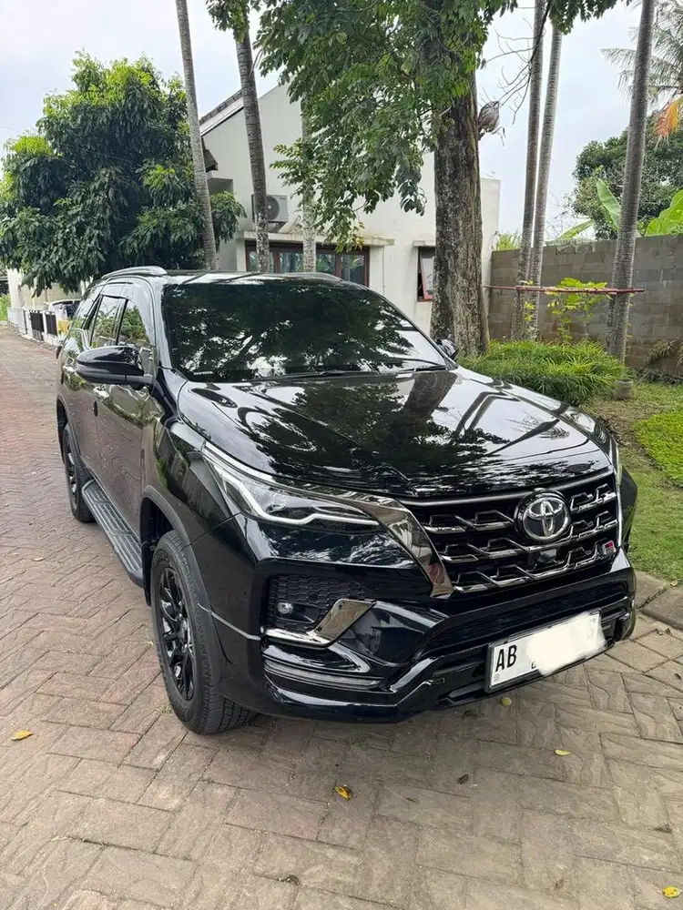FORTUNER GR SPORT 2.8 2024
