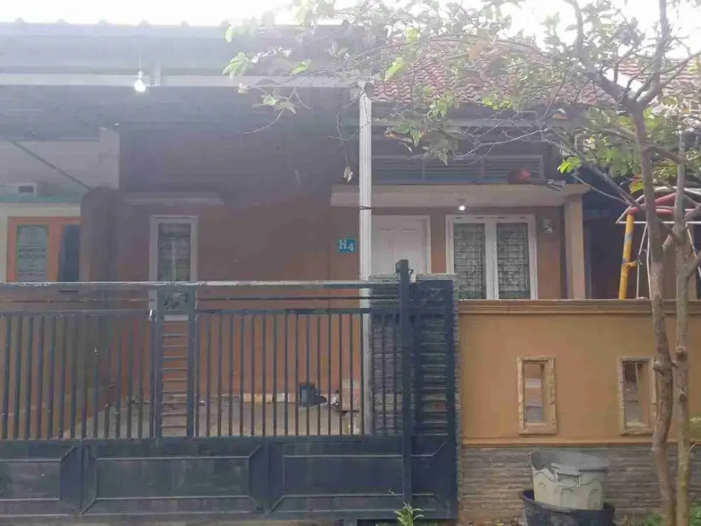 DISEWAKAN RUMAH 1 LANTAI SIAP HUNI DIPERUMAHAN BUMI PUSPA KENCANA IV