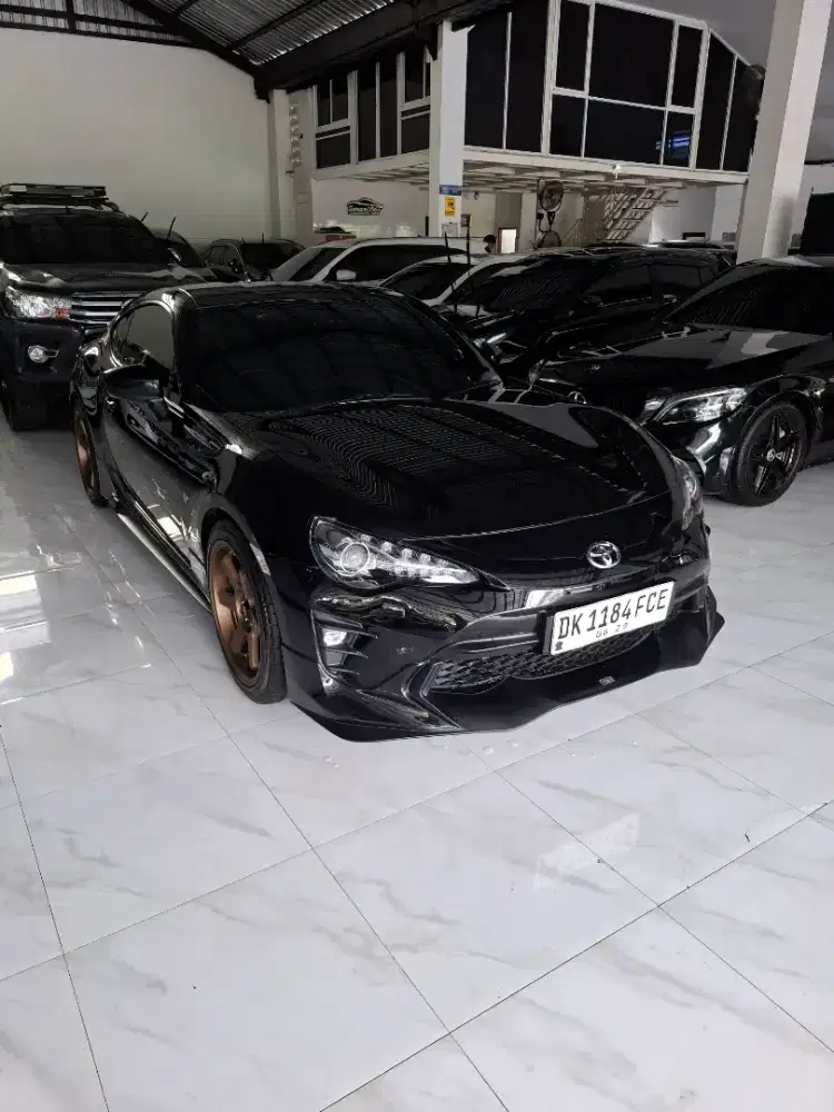 Toyota FT86 Hitam