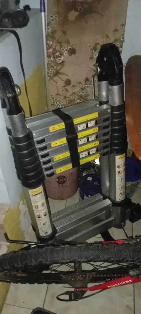 Tangga teleskopik doubel ukuran 5 meter