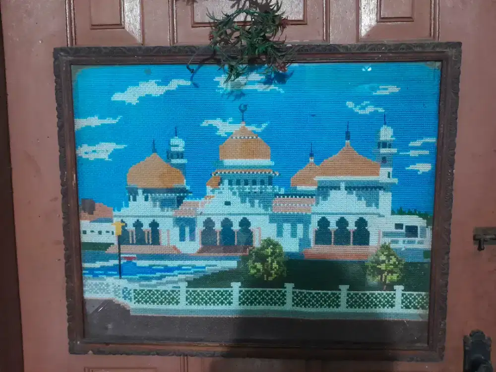 Dekorasi Dinding Handmade – “Landscape Stitch Art”