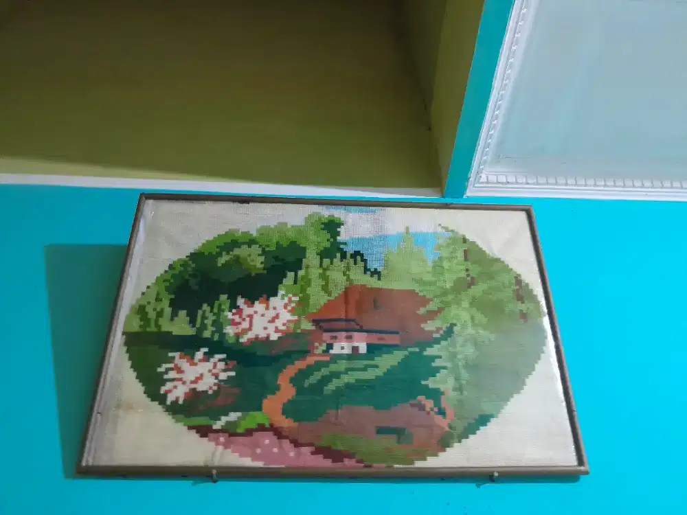 Dekorasi Dinding Handmade – “Landscape Stitch Art”