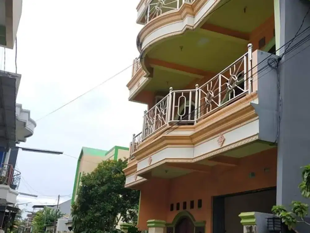 Rumah 3 Lantai SHM Luas 288 M² Lokasi Kaliabang Tengah Kota Bekasi