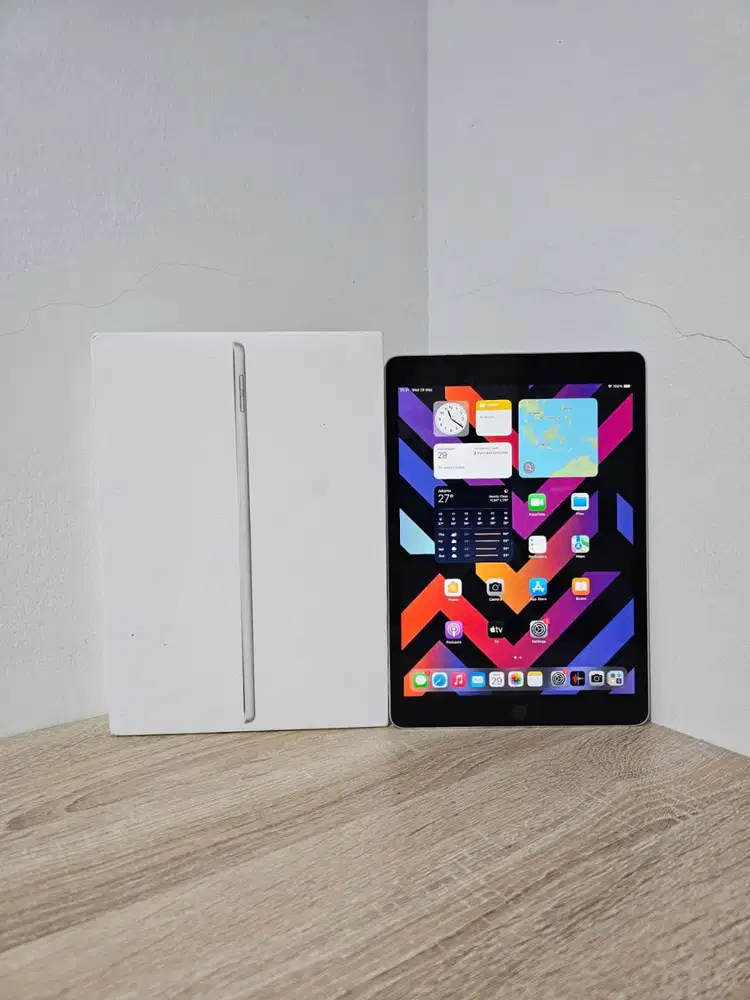 Apple iPad 6 128GB 128 GB Wifi Only Inter 2018 6th Gen Fullset