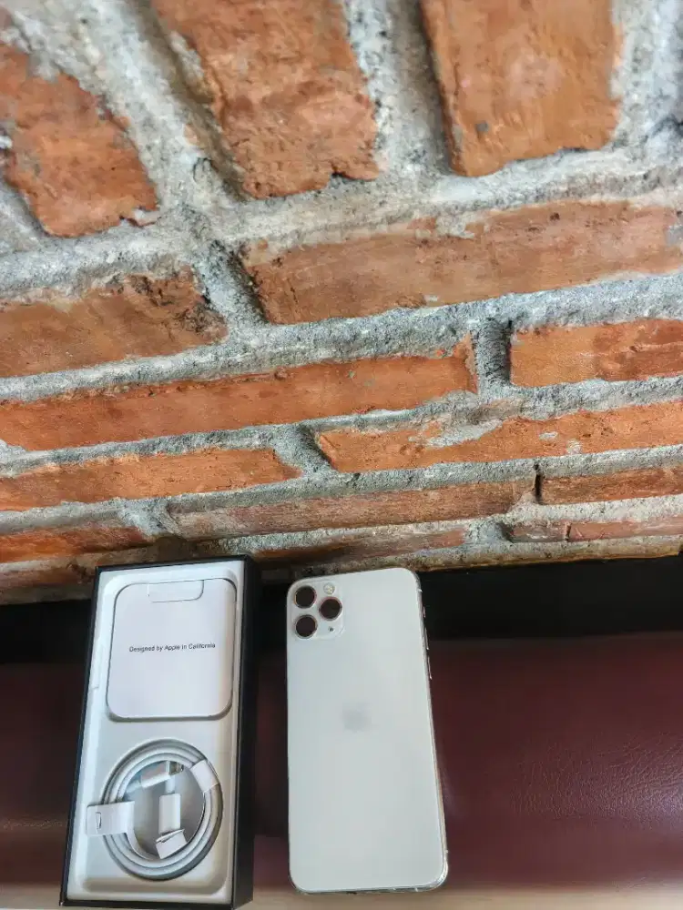 Iphone 11 pro 256gb tetep saja baru