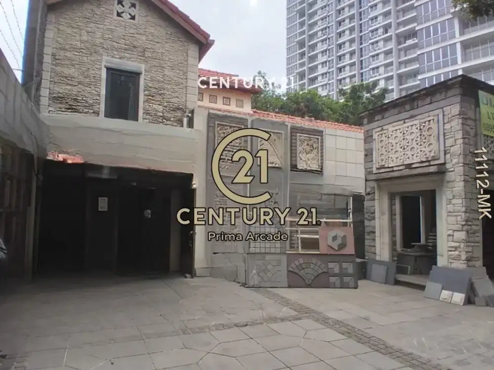 Disewakan Rumah Hook Lokasi Strategis Deplu Raya