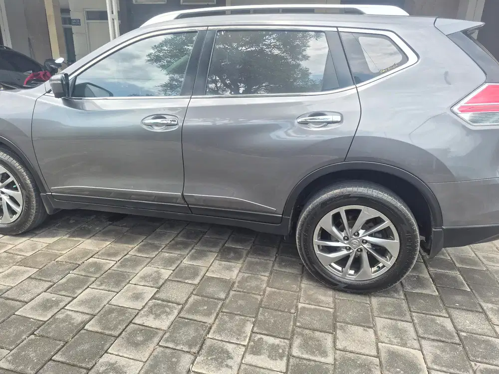 Nissan X-Trail 2014 Bensin