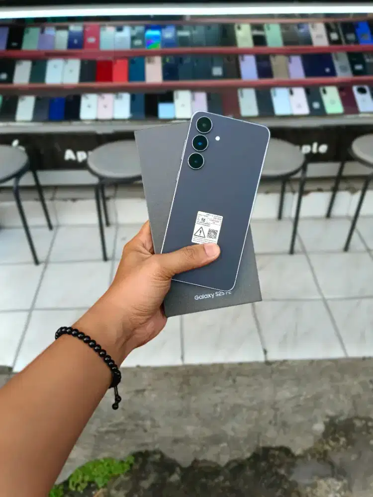 SAMSUNG S25 FE 5G Ram 8/256gb Fullset